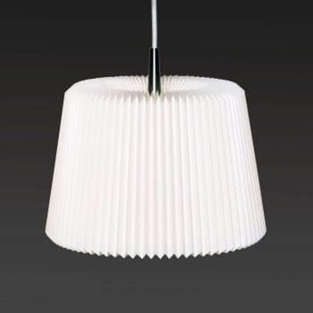 LE KLINT Snowdrop M – závesná lampa z plastu