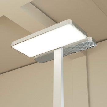 Stojaca LED lampa Aila, snímač denného svetla