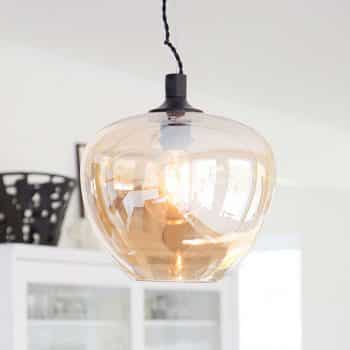 By Rydéns Bellissimo sklenená závesná lampa jantár