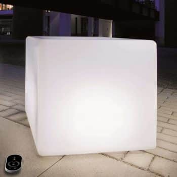 Stmievateľná kocka s diódami LED a batériou 45 cm