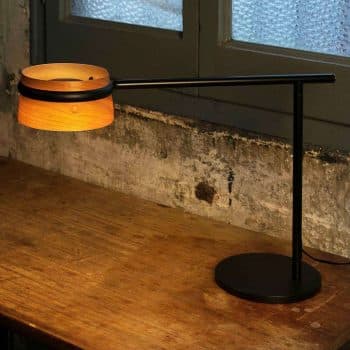 Stmievateľná stolná LED lampa Loop tienidlo drevo