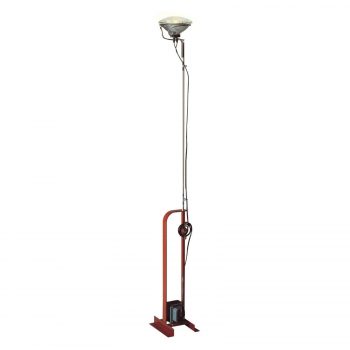 FLOS Toio stojaca lampa priemyselný dizajn červená