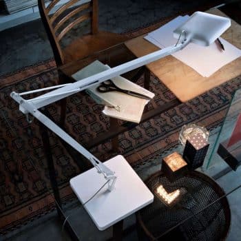 FLOS Kelvin – stolná LED lampa v bielej - Image 2
