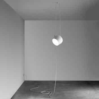 FLOS Aim Small switch závesná lampa EUR biela