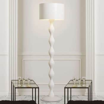 Biela dizajnová stojaca lampa Sara