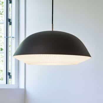 LE KLINT Caché XL – dizajnová závesná lampa
