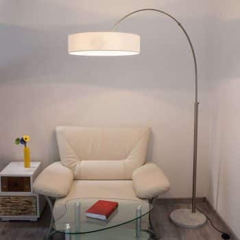 Biela textilná stojaca lampa Shing