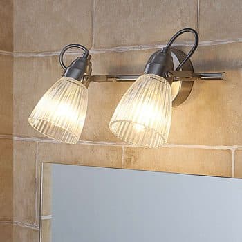 Kúpeľňové nástenné svietidlo Kara LED 2-pl IP44