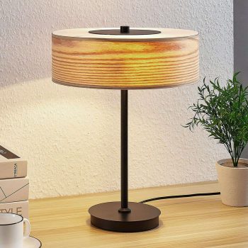 Drevená stolová lampa Dominic okrúhleho tvaru