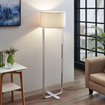 Textilná stojaca lampa Tarika v bielej