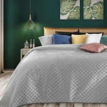 Jednofarebný krásny prešívaný prehoz na posteľ s sivej farbe Šírka: 70 cm | Dĺžka: 160 cm 15290-103891