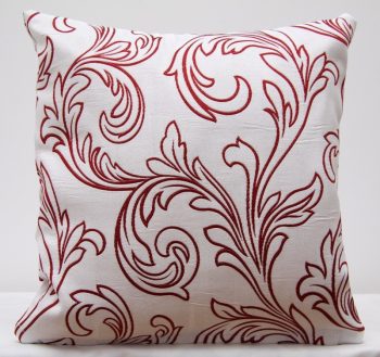Poťah na vankúšik v bielej farbe s ornamentom 40x 40 cm 5839-124530