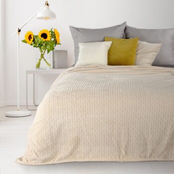 Béžová deka s geometrickým tvarom 200 x 220 cm Šírka: 200 cm | Dĺžka: 220 cm 42707-207582 Béžová