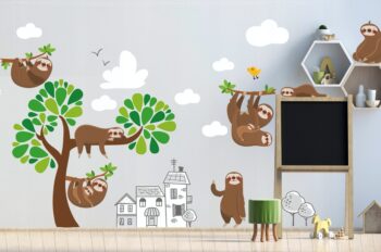 Krásna veľká nálepka na stenu do detskej izby leňochodia rodinka 100 x 200 cm 46404