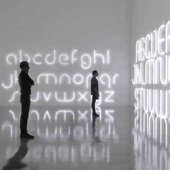 Artemide Alphabet of Light veľké písmeno stenu E - Image 2