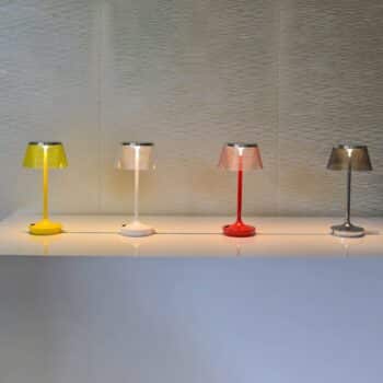 Aluminor La Petite Lampe stolná LED lampa, červená - Image 2