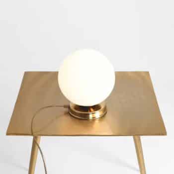 Stolná lampa Lopta, rám zlatá