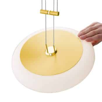 BANKAMP Centa závesná lampa 1-pl., 34 cm mosadz