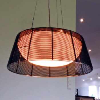 Závesná lampa Filo Sat v čiernej