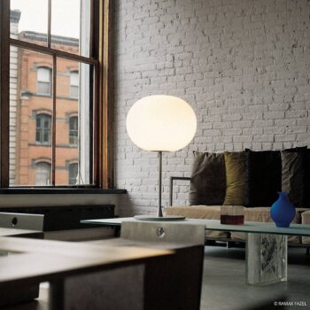 FLOS Glo-Ball T1 – stolná lampa striebro matná - Image 4