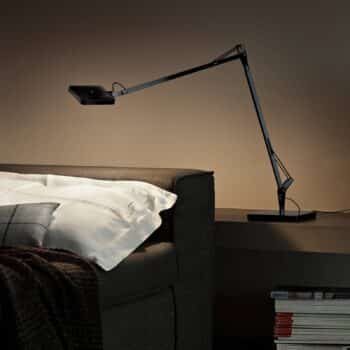FLOS Kelvin – stolná lampa LED v antracitovej - Image 2