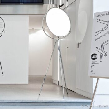 FLOS Superloon – dizajnérska stojaca lampa, chróm - Image 4