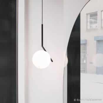 FLOS IC S2 Designer závesná lampa, čiernaØ 30 cm - Image 2