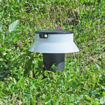 Solárna LED Felice čierna CCT s hrotom do zeme