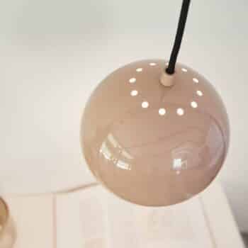 FRANDSEN Ball závesná lampa Ø 18 cm, nude - Image 2
