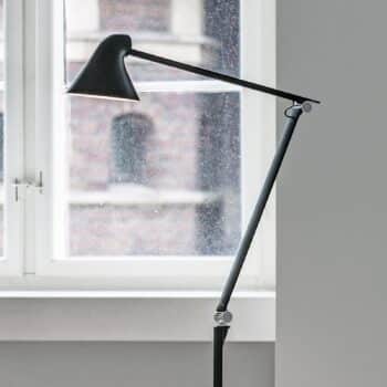 Louis Poulsen NJP stojaca LED lampa 2 700 K čierna - Image 2
