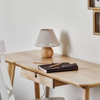 Stolná lampa Gill, drevo prírodné/tienidlo béžové - Image 2