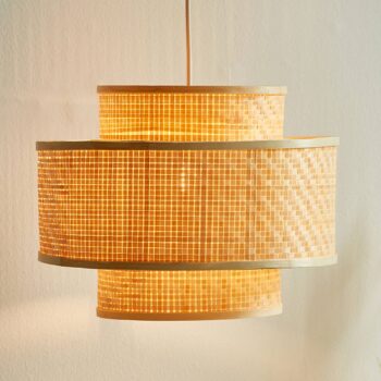 Závesná lampa Trinidad z bambusu