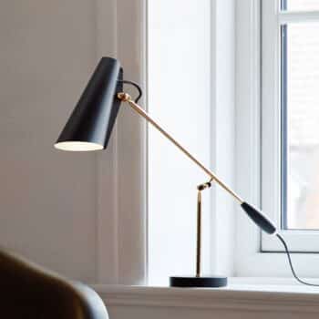 Northern Birdy – stolná lampa v čiernej/mosadznej - Image 4