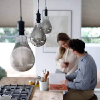 Philips E27 Giant LED 6,5W stmievateľná smoky - Image 4