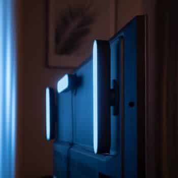 Philips Hue Play Lightbar, základňa 1 ks čierne - Image 4