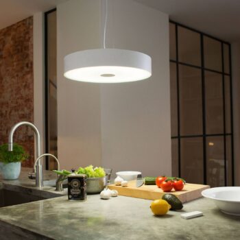 Philips Hue White Ambiance Fair lampa biela
