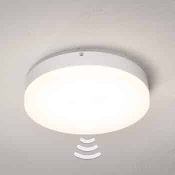 Stropné LED svietidlo Naxo snímač, 3 000 K, IP44