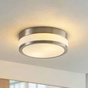 Lindby Flavi kúpeľňová stropná lampa Ø 28cm nikel