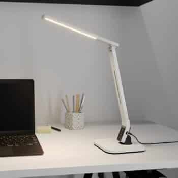 Arcchio Liano LED lampa na písací stôl, biela