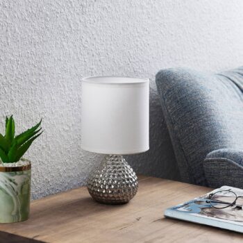 Lindby Tyras látka stolná lampa biela keramika Ag