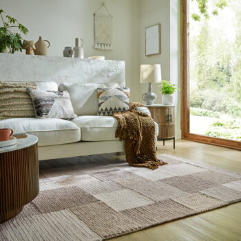 Béžový ručne tkaný koberec s prímesou vlny 80x150 cm Minerals Patchwork – Flair Rugs - Image 2