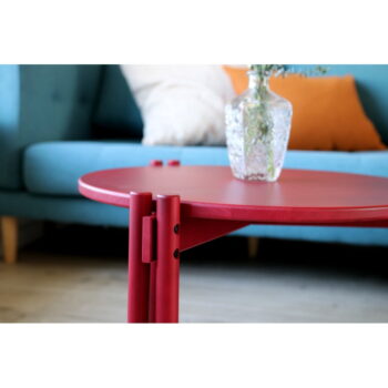 Červený okrúhly konferenčný stolík z borovicového dreva ø 60 cm Sticks – Karup Design – Obrázok 6