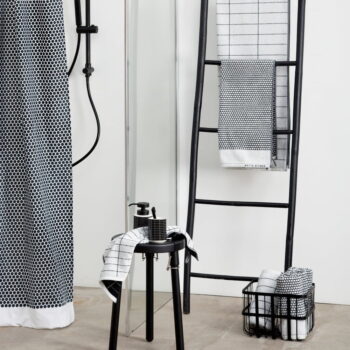 Čierno-biele bavlnené uteráky v súprave 2 ks 40x60 cm Grid - Mette Ditmer Denmark - Image 2