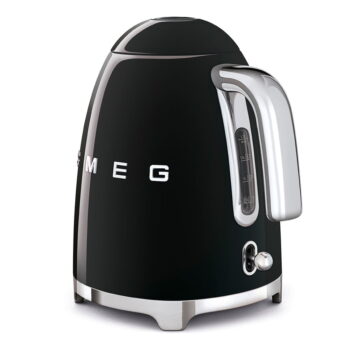 Čierna rýchlovarná kanvica z nehrdzavejúcej ocele 1,7 l Retro Style – SMEG – Obrázok 3