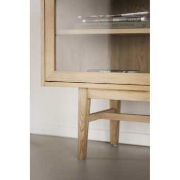 Vitrína v dekore duba s posuvnými dverami v prírodnej farbe 170x75 cm Hazelton – Rowico – Obrázok 6