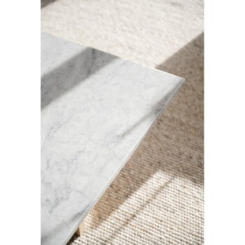 Bielo-hnedý mramorový konferenčný stolík 90x90 cm Brooksville - Rowico – Obrázok 4