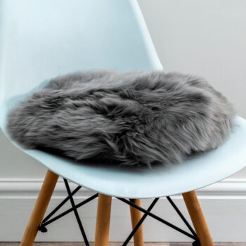 Sivý sedák z ovčej kožušiny Native Natural Round, ⌀ 40 cm - Image 3