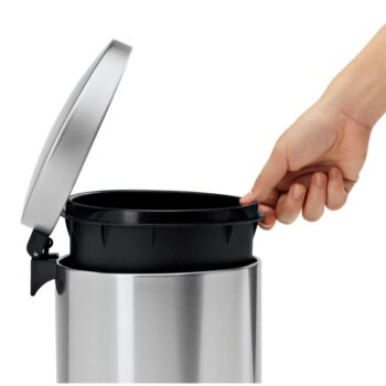 Nášľapný oceľový odpadkový kôš v matne striebornej farbe 6 l – simplehuman – Obrázok 7