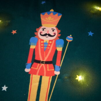 Dekoračný vankúš s vianočným motívom 45x45 cm Nutcracker - Catherine Lansfield - Image 5