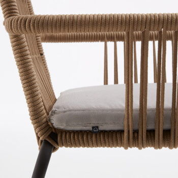 Záhradné kreslo s oceľovou konštrukciou a povrazovým výpletom Kave Home Samt – Obrázok 4